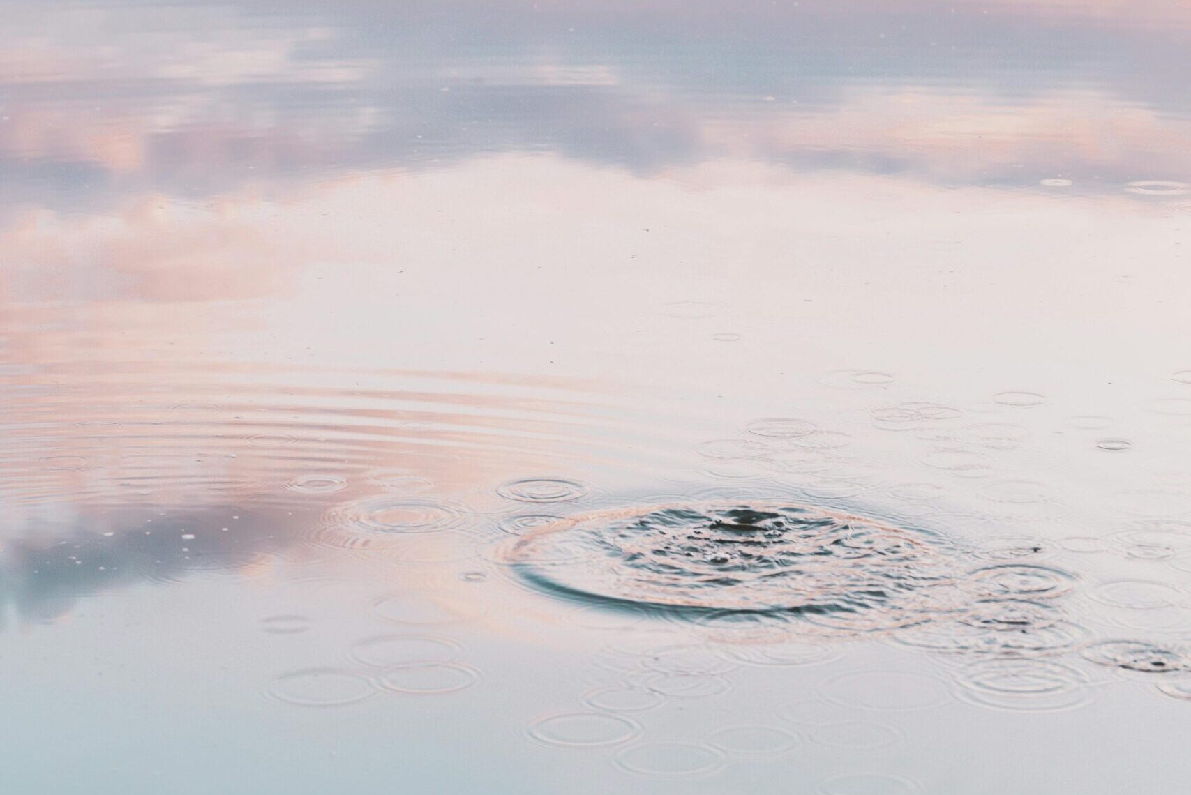 Qué Bonito el Silencio
